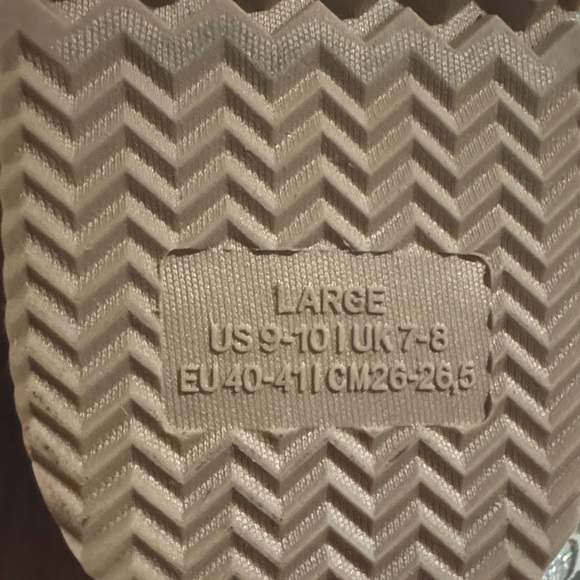 Journee Collection Leopard Print Slippers - Picture 6 of 6